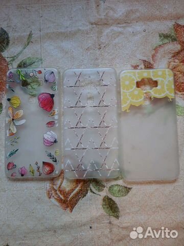 Чехлы на телефон