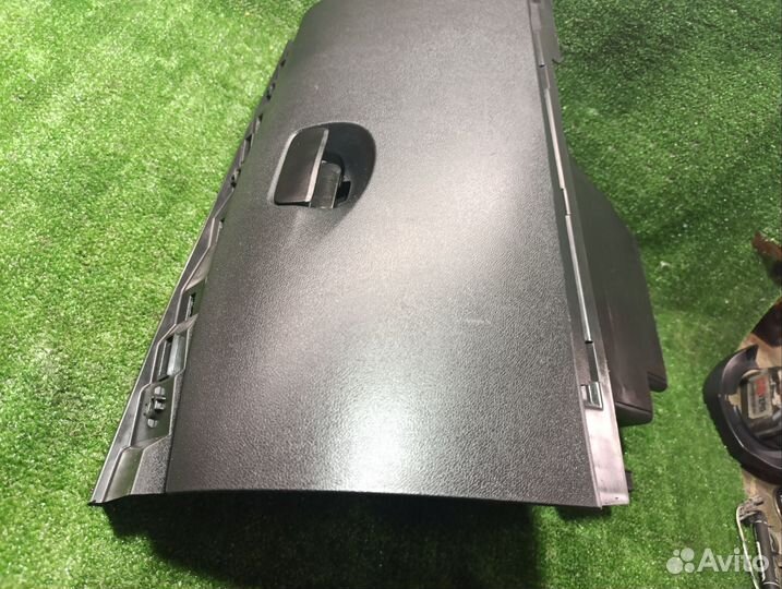 Бардачок renault fluence