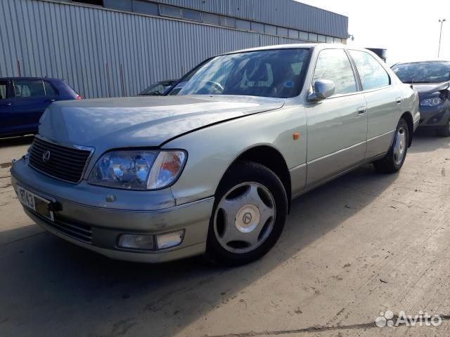 Бардачок Lexus LS 400 Toyota Celsior UCF20 21