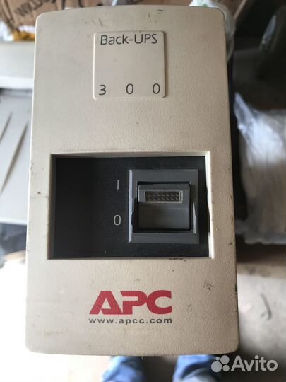 Ибп APC Back-UPS
