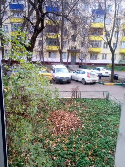 2-к. квартира, 42 м², 1/5 эт.