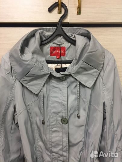 Плащ новый на пуговках