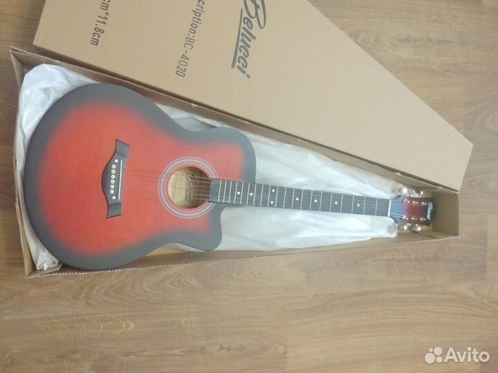 Акустическая гитара belucci