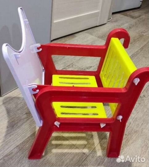 Столик для кормления ребенка