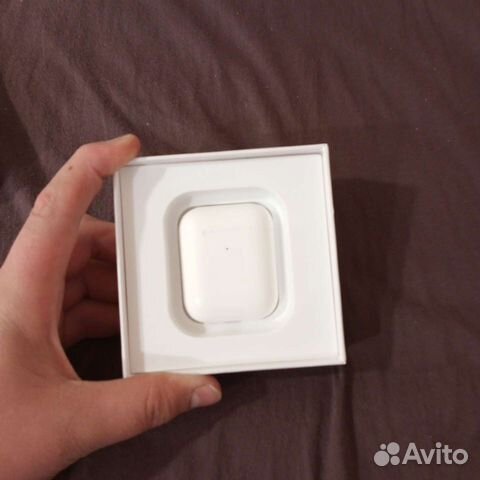 Беспроводные наушники apple airpods