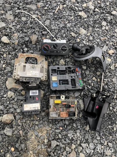 Блоки Ситроен Берлинго Пежо партнер 1.6