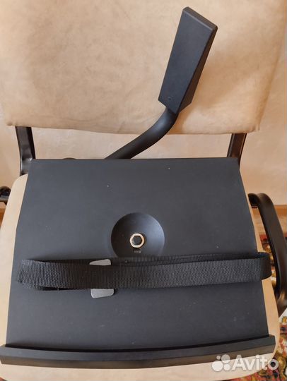 Телевизор JVC в комплекте с кронштейном