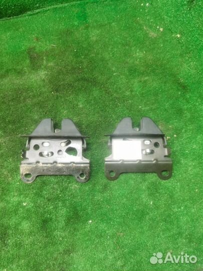 Замок спинки сиденья Mazda 6 GG 2.0 2006