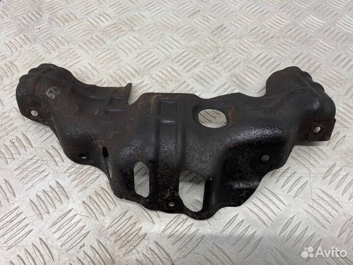 Б/У тепловой экран выпускного коллектора (защита)