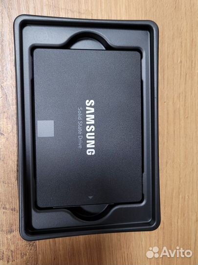 SSD накопитель Samsung870EVO1тб