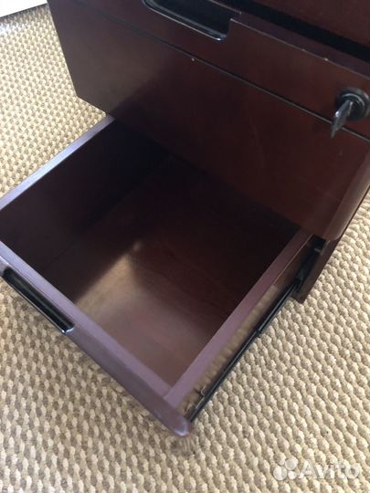 Тумбочка офисная