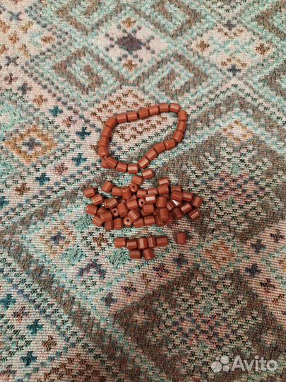 Бусы Нуга Бест россыпью