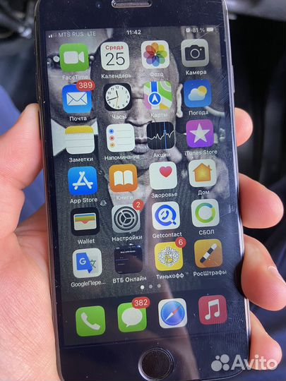 iPhone 8, 64 ГБ