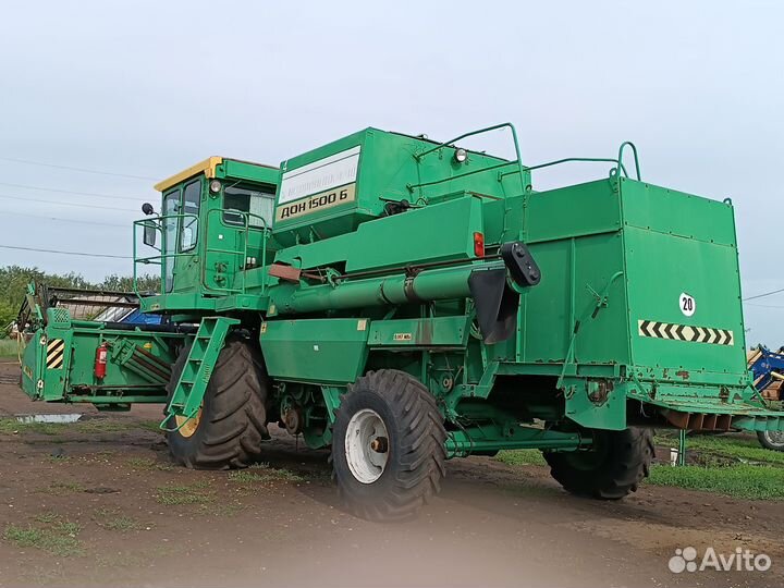 Комбайн Ростсельмаш Дон 1500Б, 1989