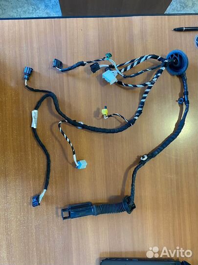 Жгут проводов передней левой двери VW Tiguan