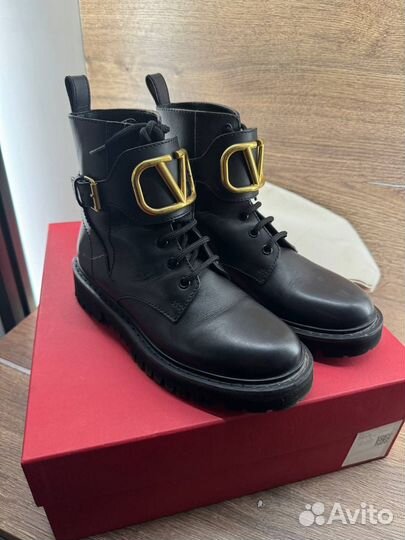 Ботинки женские valentino