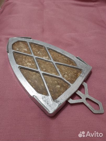 Подставка под утюг