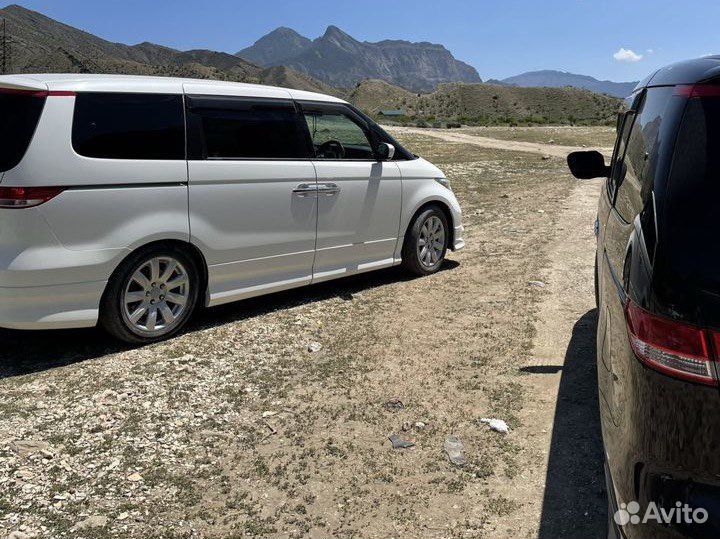 Минивэн 7м в аренду с водителям