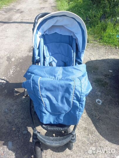 Коляска всесезонная