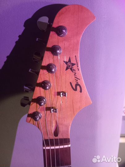 Электрогитара 