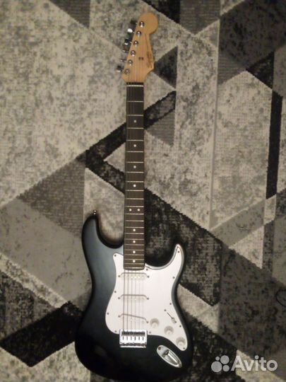 Электрогитара Fender squier stratocaster
