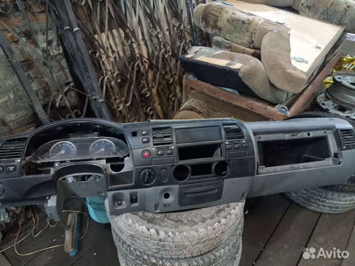 Продам панель с щитком приборов газель