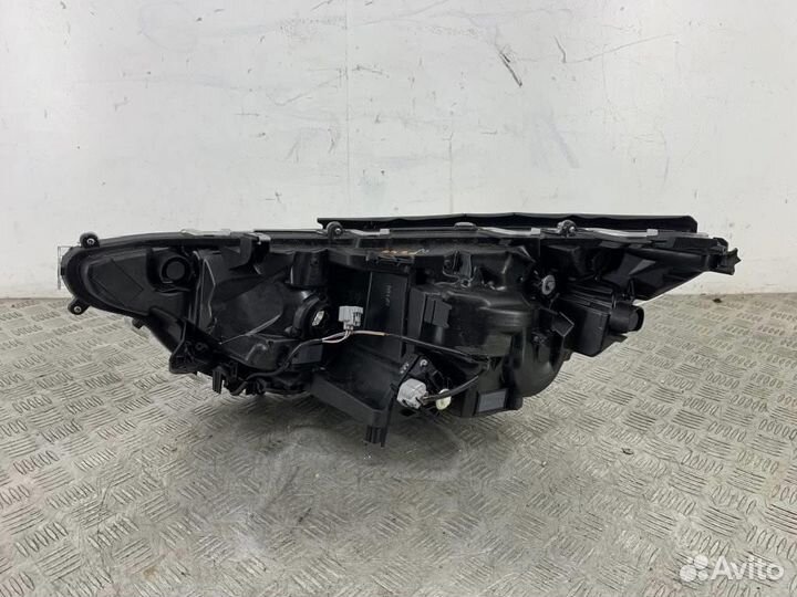 Фара правая, Toyota RAV4 2018-2023 2021