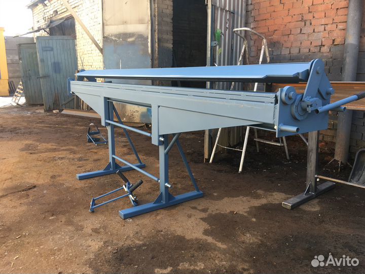 Ручной листогибочный станок «Атлант» 3000