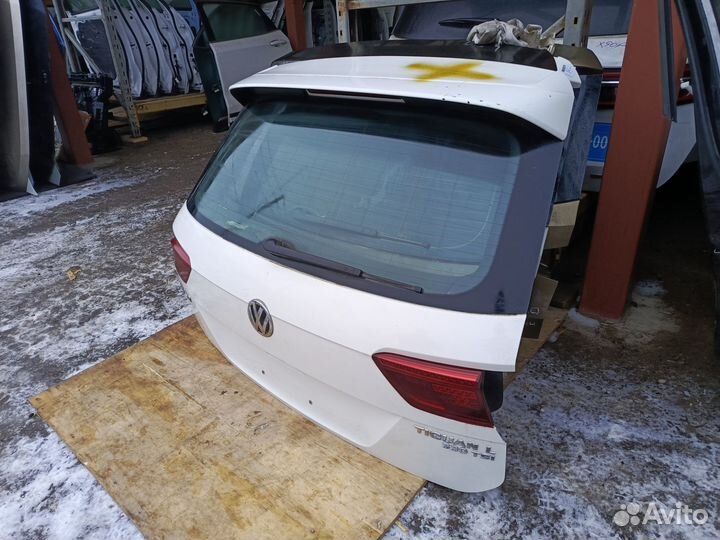 Крышка дверь багажника Volkswagen Tiguan 2