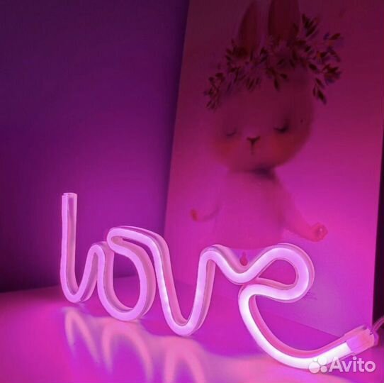 Лампа светодиодная неоновая Love
