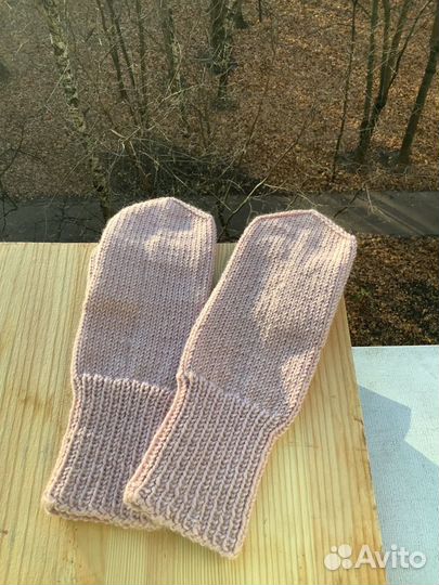 Варежки женские новые вязаные, шерстяные, пудровог