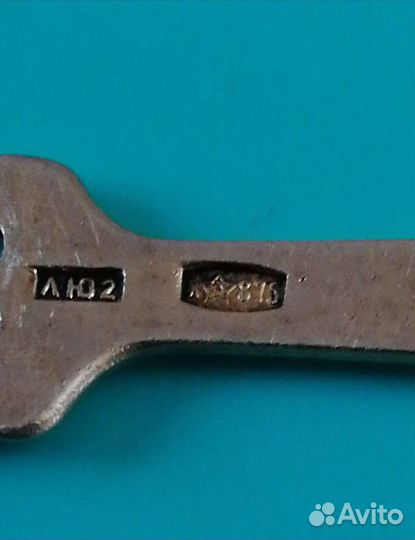 Серебряная вилочка для лимона