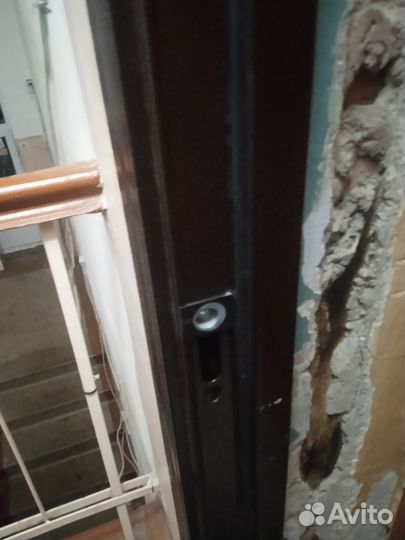 Дверь входная бу