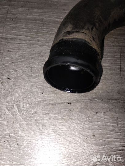 Патрубок интеркулера Audi A4 B5