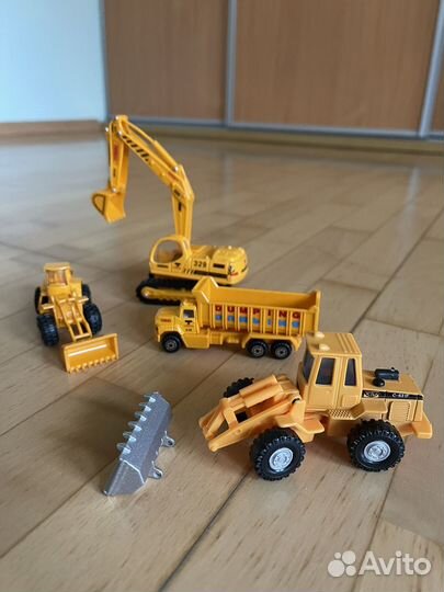 Набор детских машинок