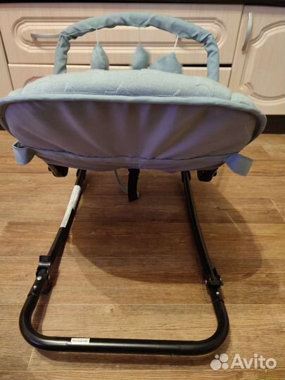 Шезлонг детский