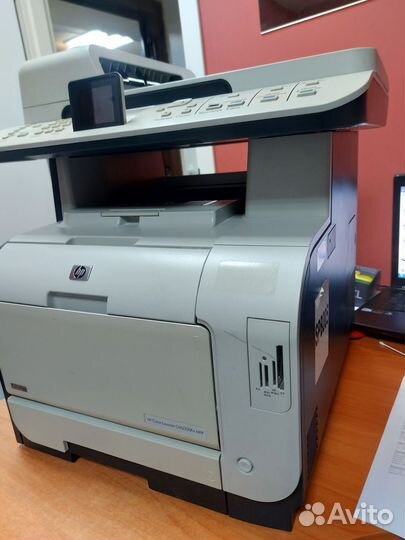 Мфу цветной HP LJ CM2320fxi пробег 21567 копий