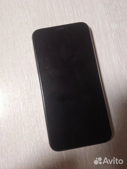 iPhone X, 64 ГБ