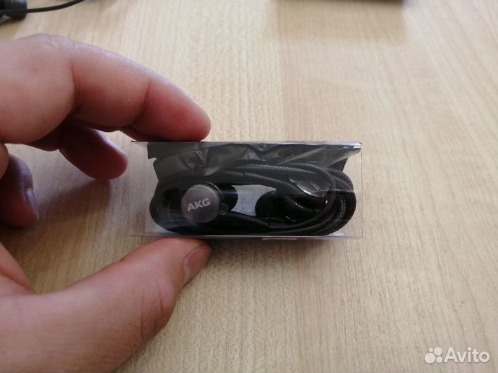 Наушники AKG от samsung