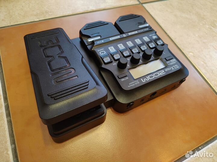 Гитарный процессор Zoom G1X four