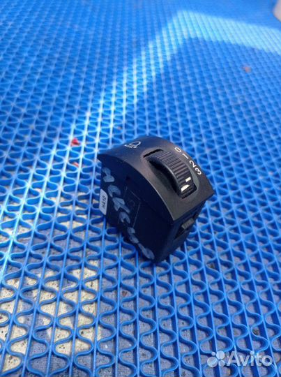 Кнопка корректора фар Daewoo Nexia 2010