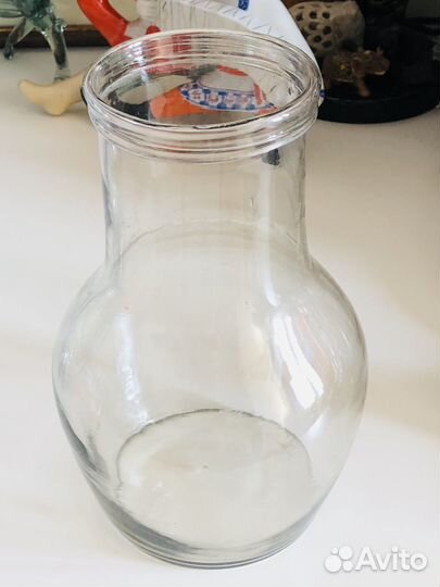 Старинная банка