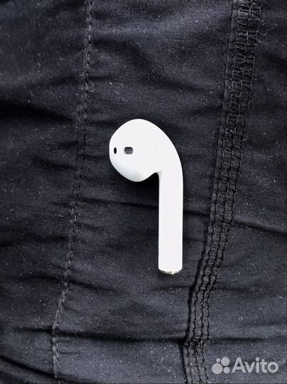 Airpods 1 наушник правый оригинал