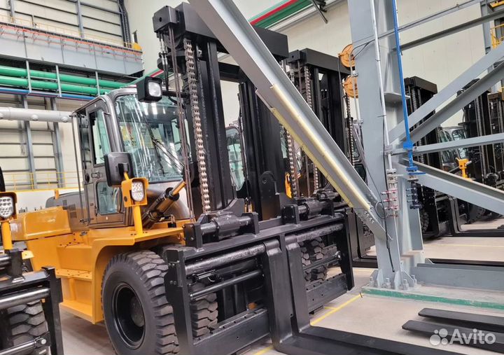 Вилочный погрузчик Hyundai 110D-7E, 2023