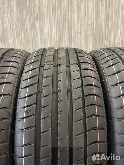 Triangle EffeXSport TH202 225/45 R19 97Y