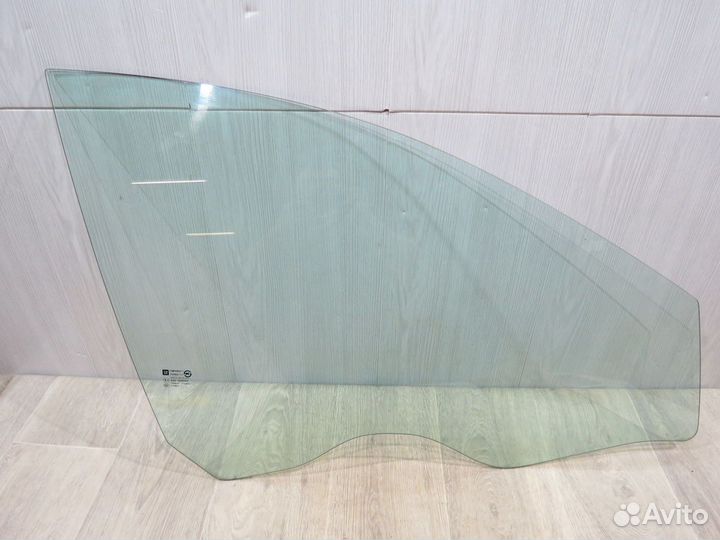 Стекло переднее правое Chevrolet Cruze