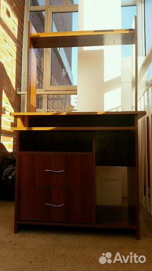 Компьютерный стол