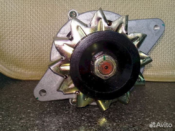 Генератор не оригинал Новый Nissan 23100-U0103