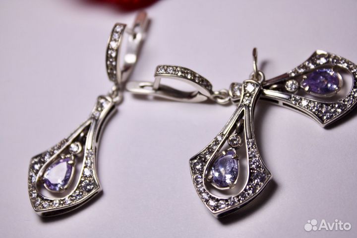 Комплект (серьги и кулон) из серебра с аметистом