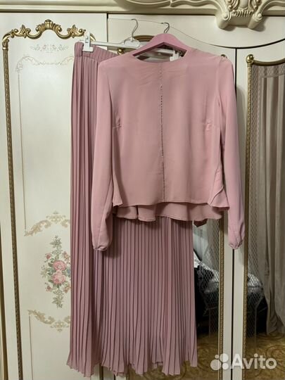 Костюм женский